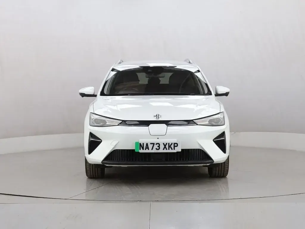 Used MG MG5 EV Trophy 114 kW (156 HP) 2023 White Estate
