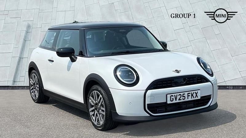 White Used 2025 Mini Cooper Hatch Hatchback | £23,875 (Good price) - Image 1/4