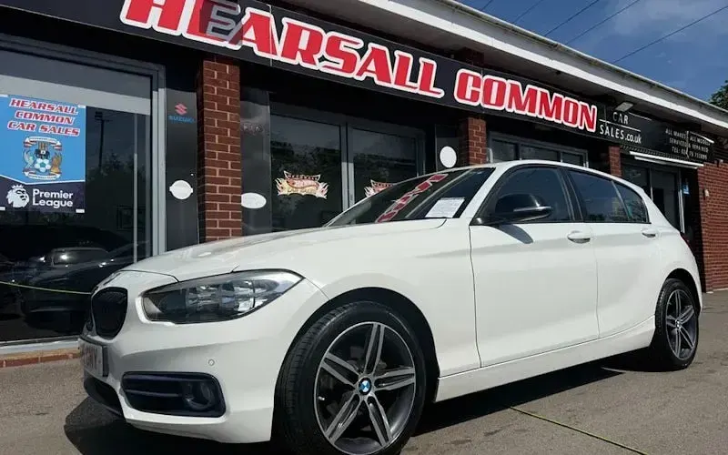 Usado BMW 118 Sport Line 150 HP (110 kW) 2015 Citadino