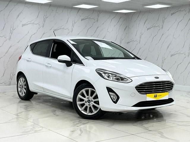 Usado Ford Fiesta Titanium 100 HP (73 kW) 2018 Branco Citadino