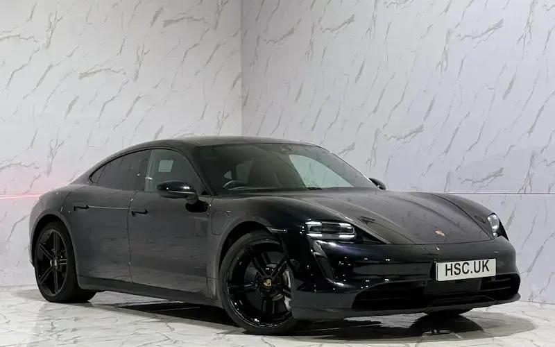 Begagnad Porsche Taycan 350 kW (476 HK) 2023 Sedan