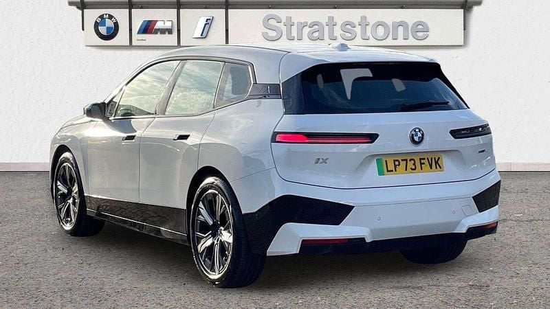 Used BMW iX M Sport 236 kW (322 HP) 2023 White SUV