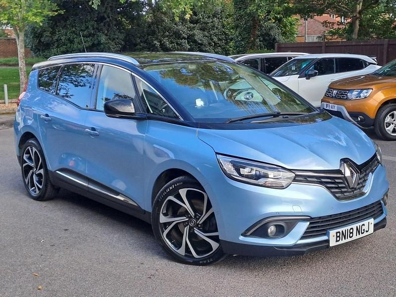 Blue Used 2018 Renault Grand Scénic IV Signature MPV | £13,499 (Fair price) - Image 1/4