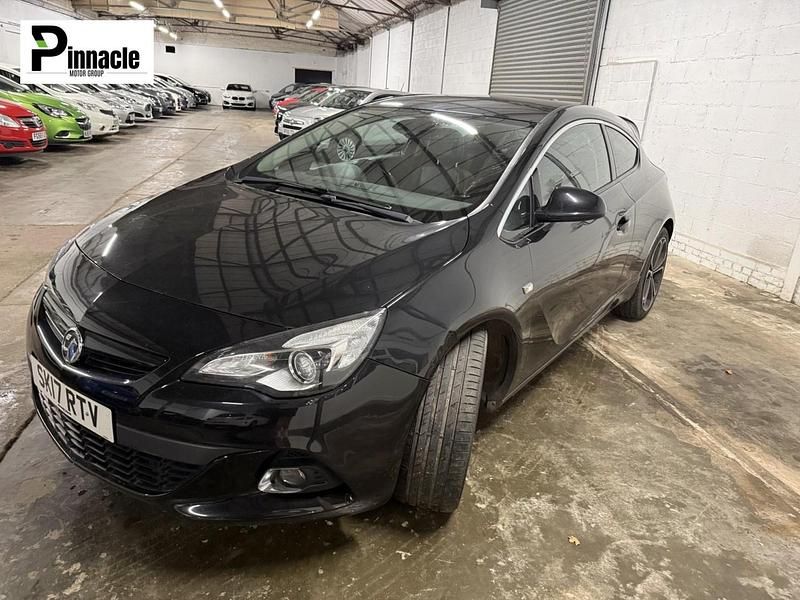 Used Vauxhall Astra GTC Edition 120 HP (88 kW) 2017 Black Hatchback
