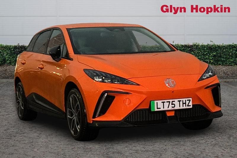 Used MG MG4 EV Trophy 2025 Orange Hatchback