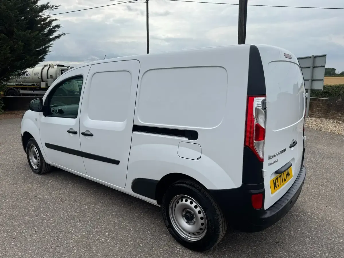 Used Renault Kangoo Business 2021 White MPV