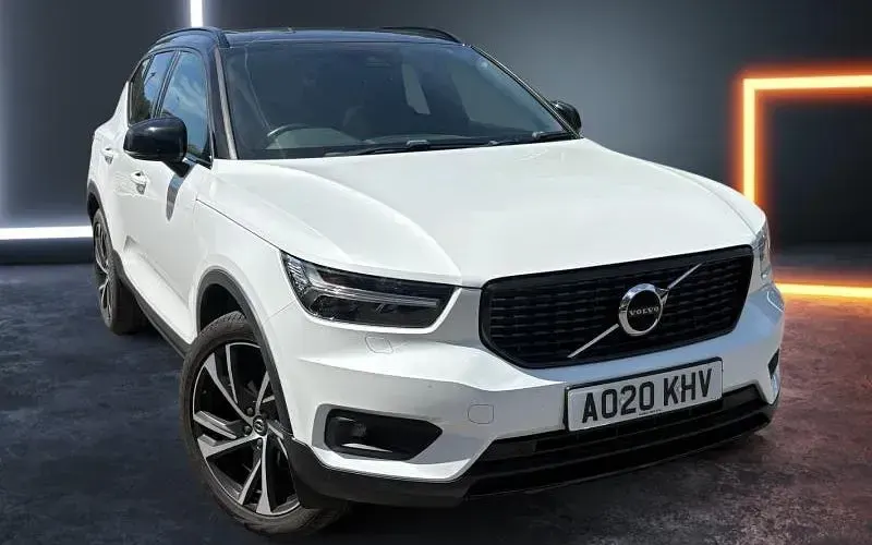 Used Volvo XC40 R-Design Pro 163 HP (119 kW) 2021 SUV