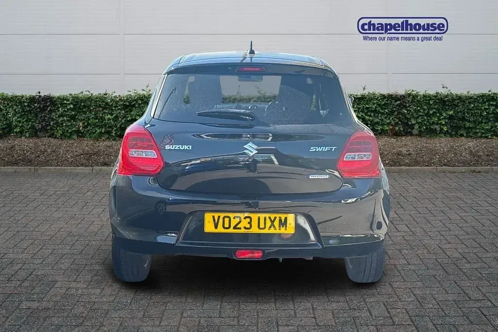 Usado Suzuki Swift SZ-L 83 CV (61 kW) 2023 Negro Utilitario