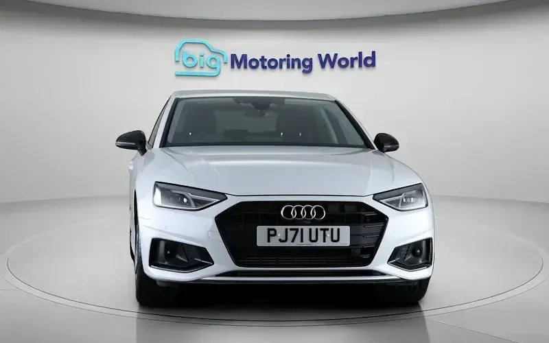 Used Audi A4 Sport 150 HP (110 kW) 2021 White Sedan