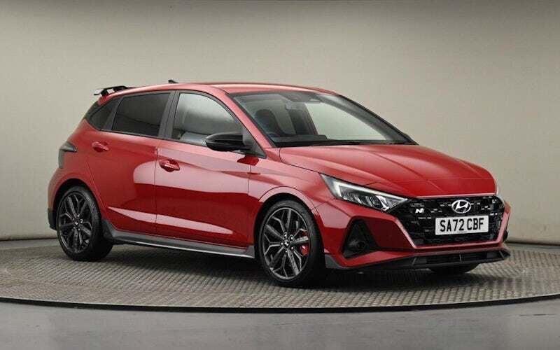 Dragon red pearl Used 2022 Hyundai i20 Hatchback | £22,200 (Fair price) - Image 1/4