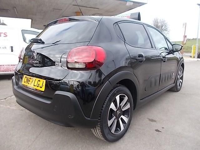 Used Citroën C3 Flair 110 HP (80 kW) 2017 Black Hatchback