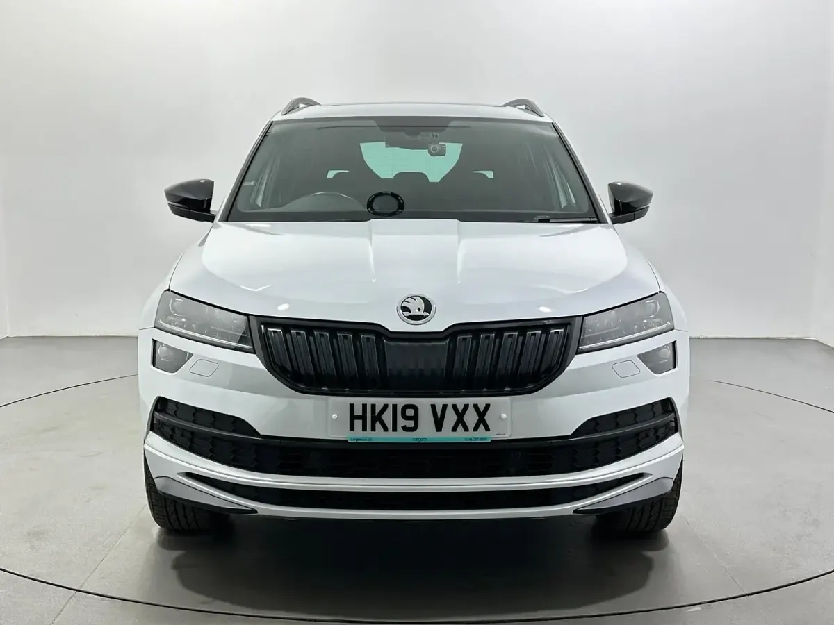 Used Skoda Karoq SportLine 150 HP (110 kW) 2019 White SUV