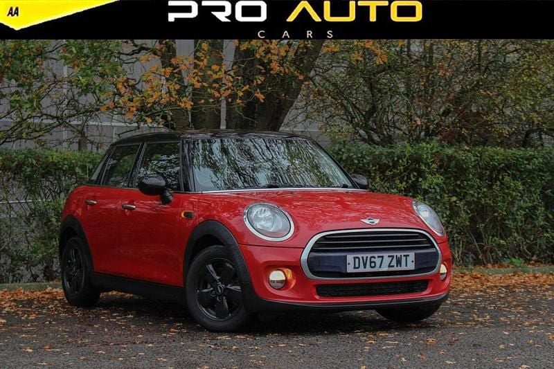 Red Used 2017 Mini Cooper D Hatch Hatchback | £5,900 (Fair price) - Image 1/4