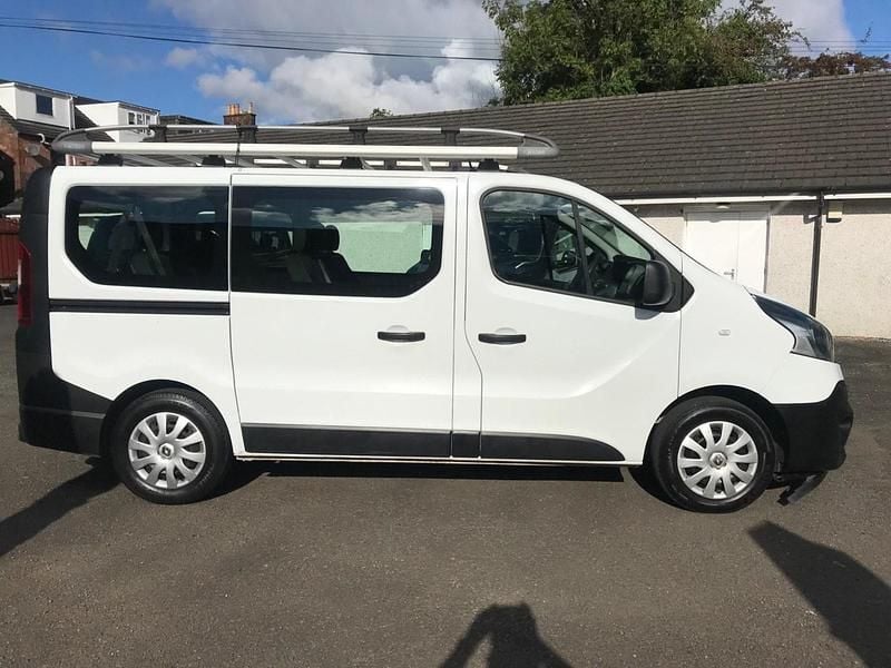 Used Renault Trafic Business 2016 White MPV