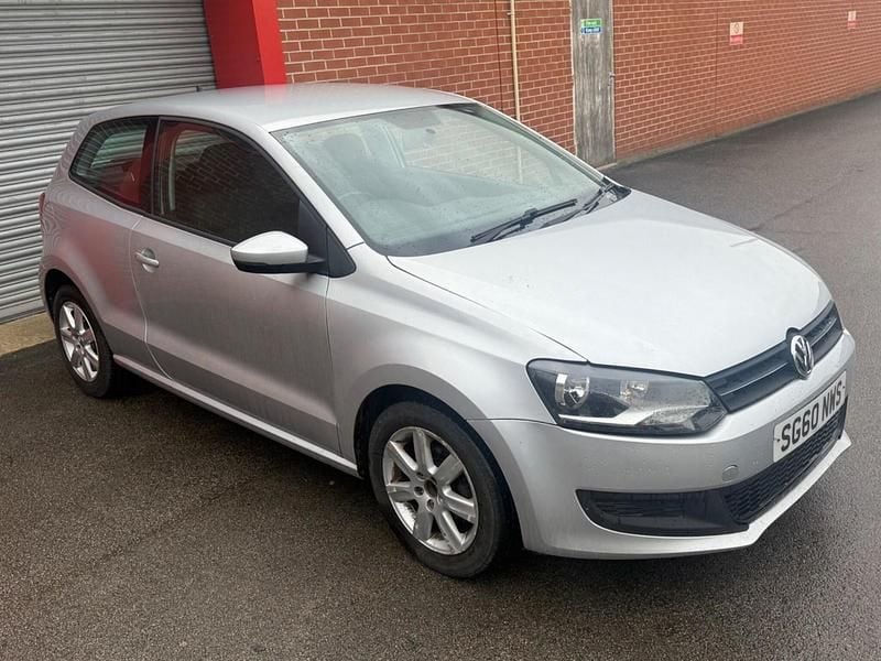 Used VW Polo SE 85 HP (62 kW) 2010 Silver Hatchback