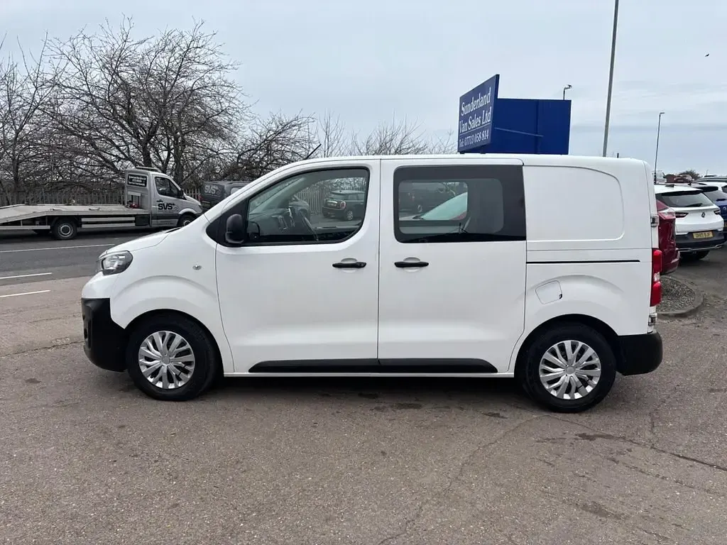 Second-hand Peugeot Expert 2017 Alb Van