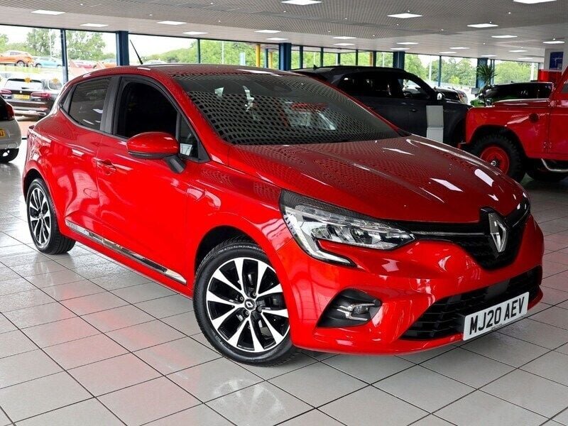 Red Used 2020 Renault Clio V Iconic Hatchback | £11,989 (Fair price) - Image 1/4