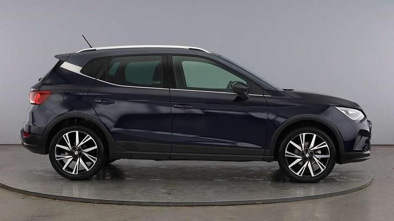 Used Seat Arona FR 108 HP (79 kW) 2023 Blue SUV