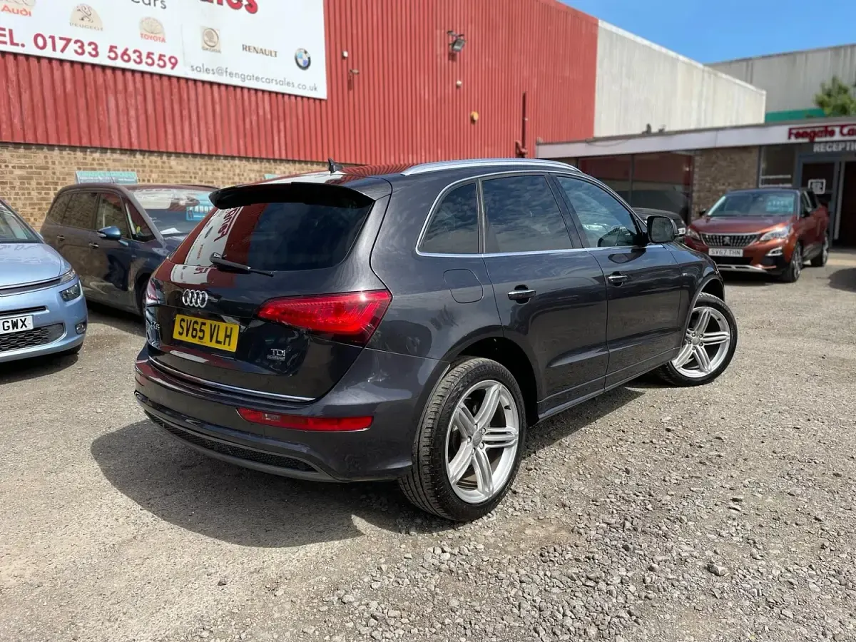Used Audi Q5 S-line plus 2015 Grey SUV