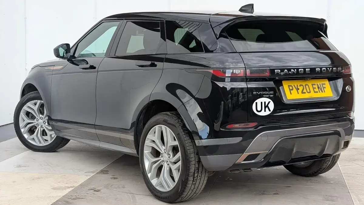Used Land Rover Range Rover evoque SE Dynamic 2020 Black Estate