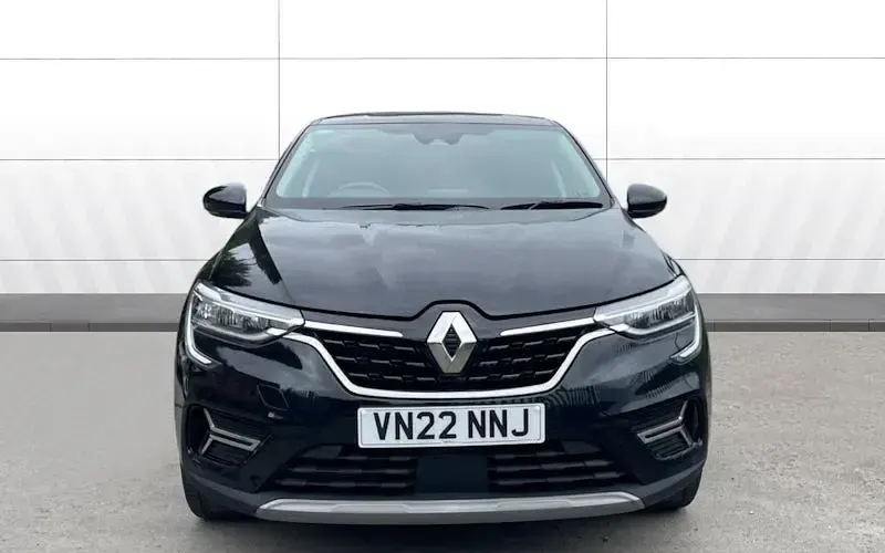 Used Renault Arkana Version S 140 HP (102 kW) 2022 Black SUV