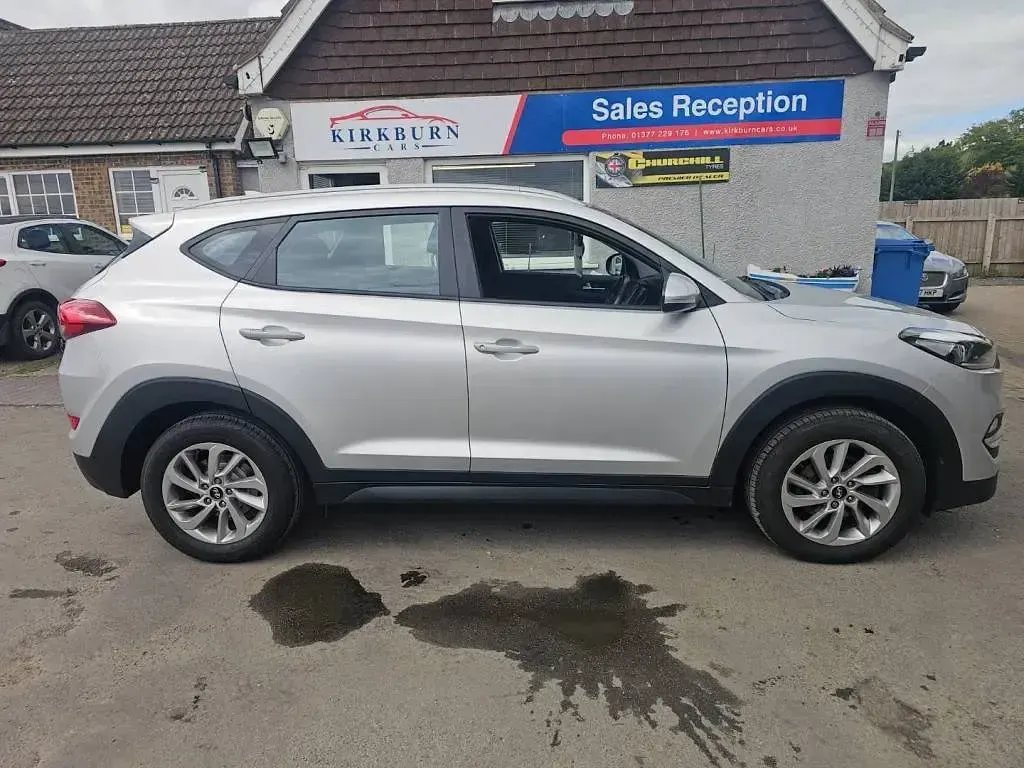 Używany Hyundai Tucson SE 116 KM (85 kW) 2015 Srebrny SUV