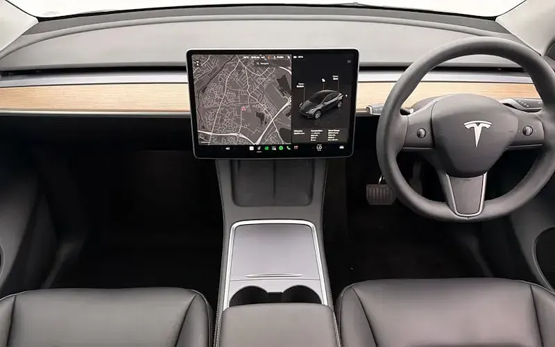 Used Tesla Model Y Standard Range 219 kW (299 HP) 2024 Grey SUV