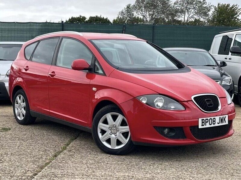 Red Used 2008 Seat Altea XL Stylance MPV | £1,488 (Good price) - Image 1/4