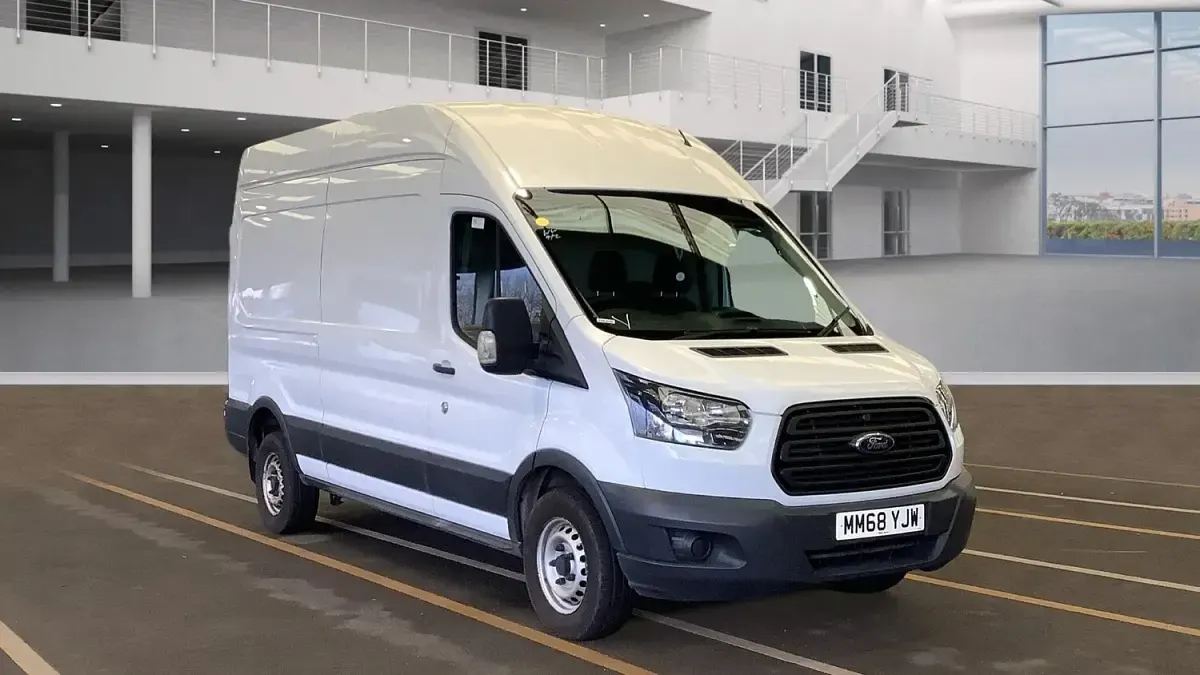 Used Ford Transit 130 HP (95 kW) 2018 White Van