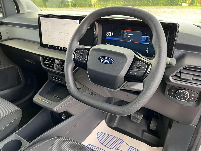 New Ford E-Transit Trend 100 kW (136 HP) 2025 Unknown Van