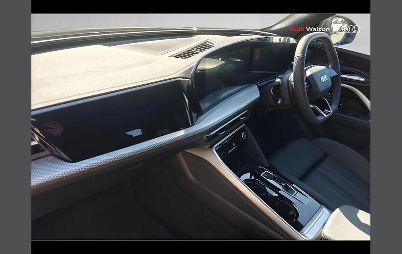 Used Audi Q5 S-Line 295 HP (216 kW) 2025 Black SUV