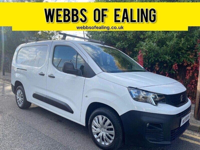 White Used 2020 Peugeot Partner MPV | £10,250 (A bit pricey) - Image 1/2