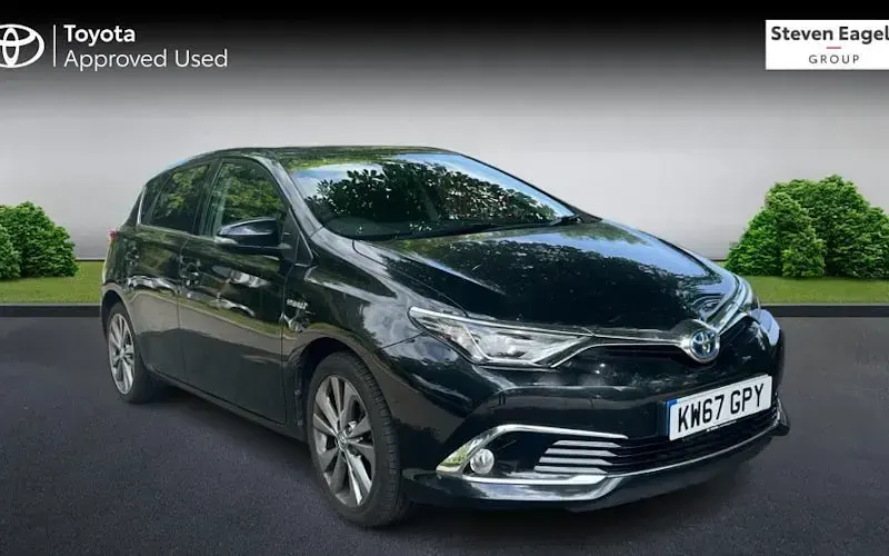Used Toyota Auris Hybrid 136 HP (100 kW) 2018 Hatchback