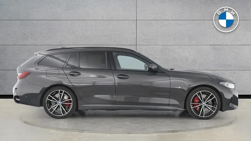 Used BMW 330e M Sport 288 HP (211 kW) 2023 Grey Estate