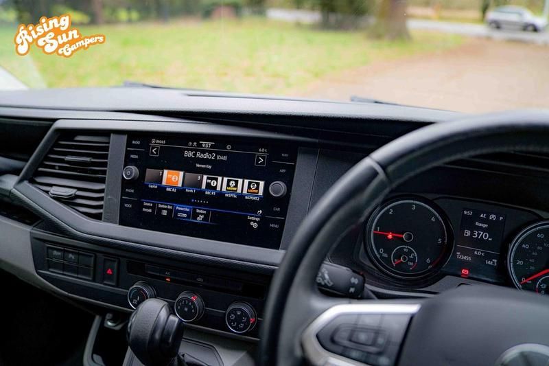 Used VW T6.1 Highline 148 HP (108 kW) 2021 White Van