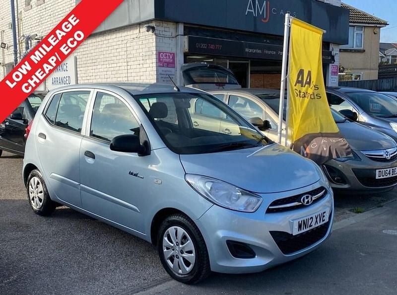 Silver Used 2012 Hyundai i10 Hatchback | £3,995 (Fair price) - Image 1/4