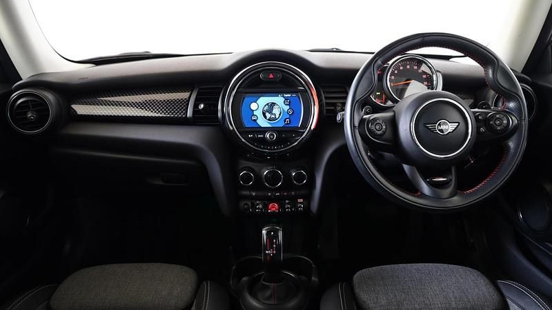 Used Mini Cooper S Hatch 189 HP (139 kW) 2018 Blue Hatchback