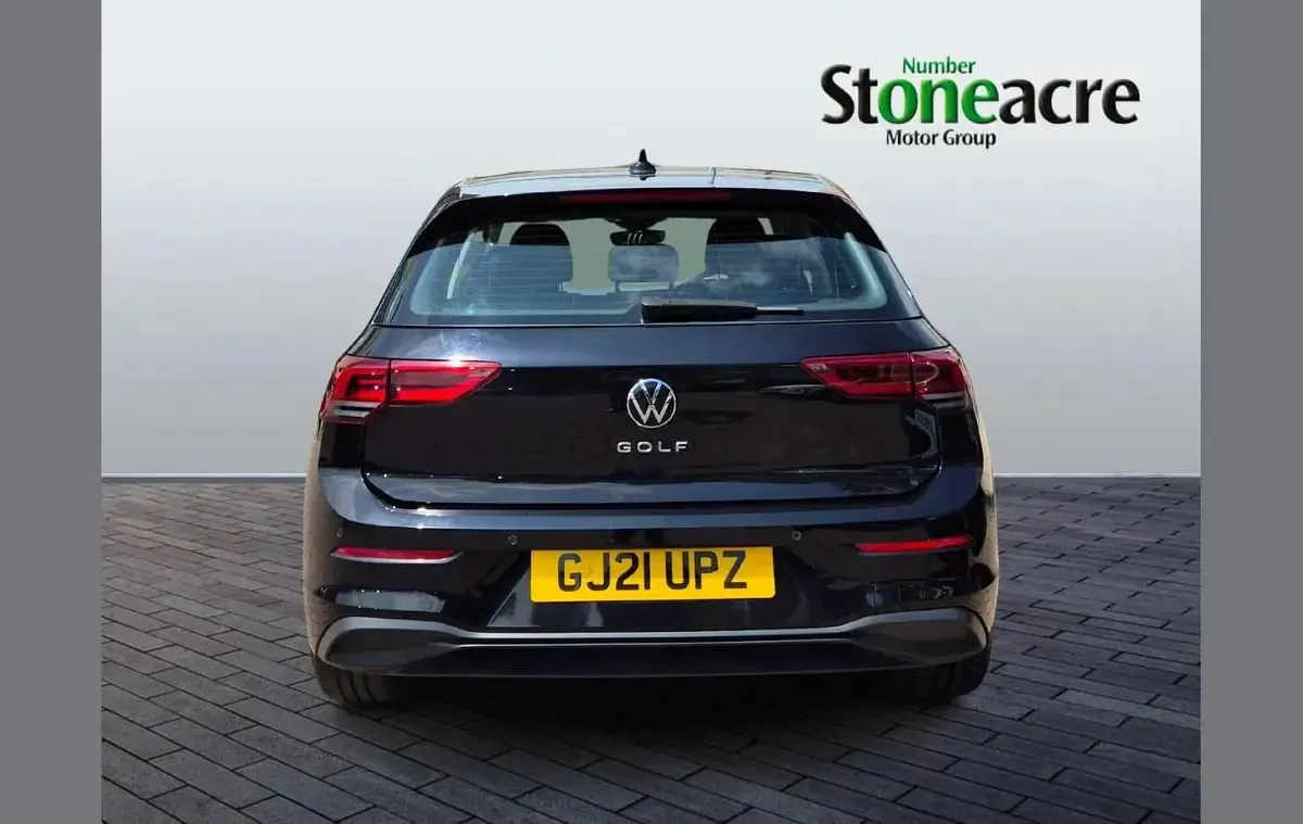 Used VW Golf VIII Life 128 HP (94 kW) 2021 Black Hatchback