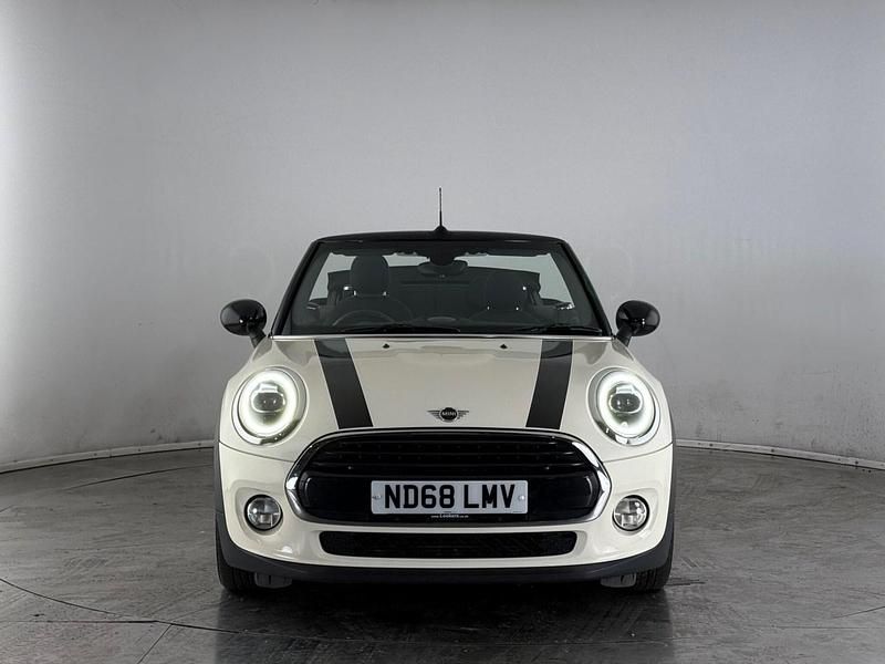 Used Mini Cooper Cabriolet 136 HP (100 kW) 2018 White Cabriolet