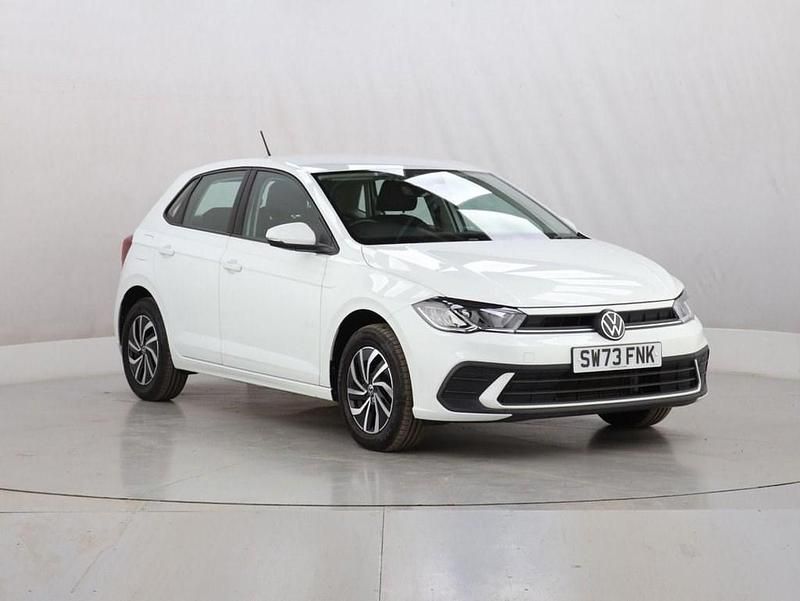 Used VW Polo Life 95 HP (69 kW) 2023 White Hatchback