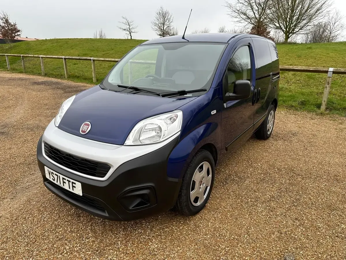 Used Fiat Fiorino S 80 HP (58 kW) 2021 Blue MPV