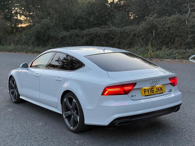 Used Audi A7 Sportback Black Edition 272 HP (200 kW) 2016 White Hatchback