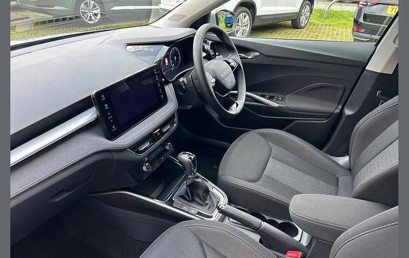 Used Skoda Fabia SE L 147 HP (108 kW) 2025 Silver Hatchback