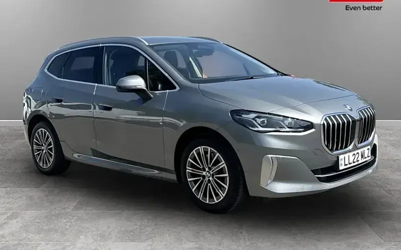 Used BMW 223 Active Tourer Luxury Line 204 HP (150 kW) 2022 MPV