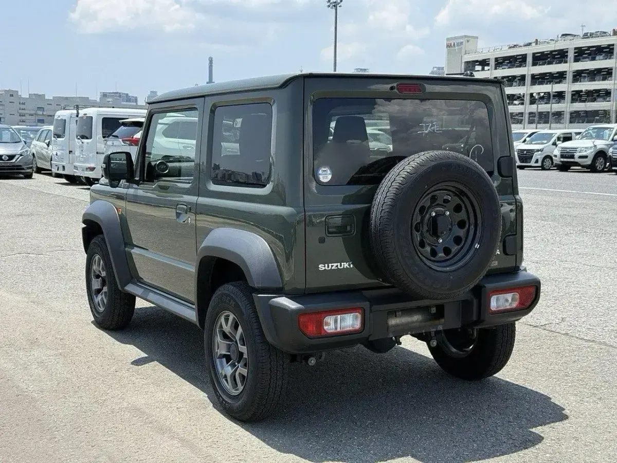 Used Suzuki Jimny SZ5 2023 Green SUV