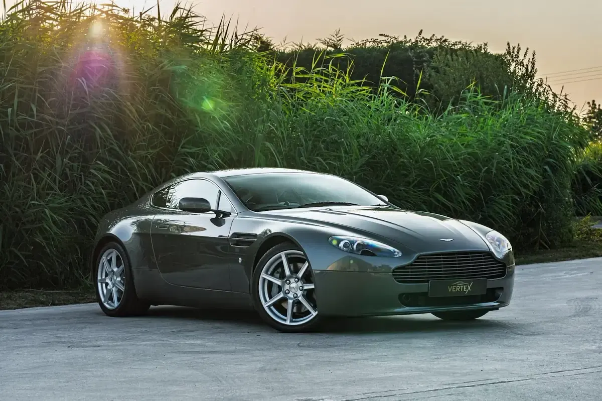 Used Aston Martin Vantage 380 HP (279 kW) 2007 Silver Coupe