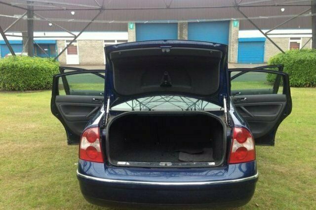 Used VW Passat S 115 HP (84 kW) 2002 Silver Sedan