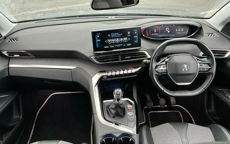 Used Peugeot 3008 Allure Premium 131 HP (96 kW) 2022 Estate