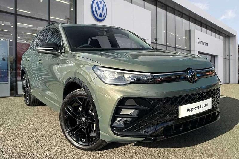 Green Used 2025 VW Tiguan Black Edition SUV | £42,777 - Image 1/4