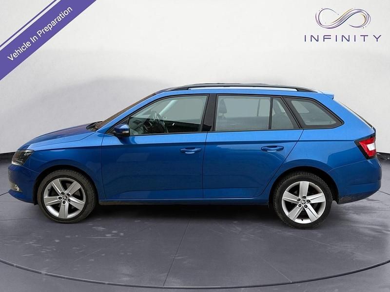 Used Skoda Fabia SE L 110 HP (80 kW) 2017 Blue Estate